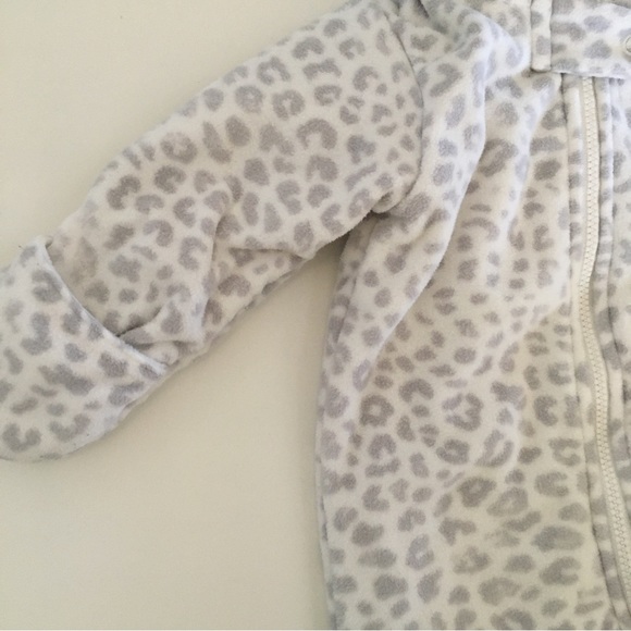 Carters (3M) Infant One piece Animal Print Baby Footie Outerwear Hood Flip Mitts - Picture 4 of 7